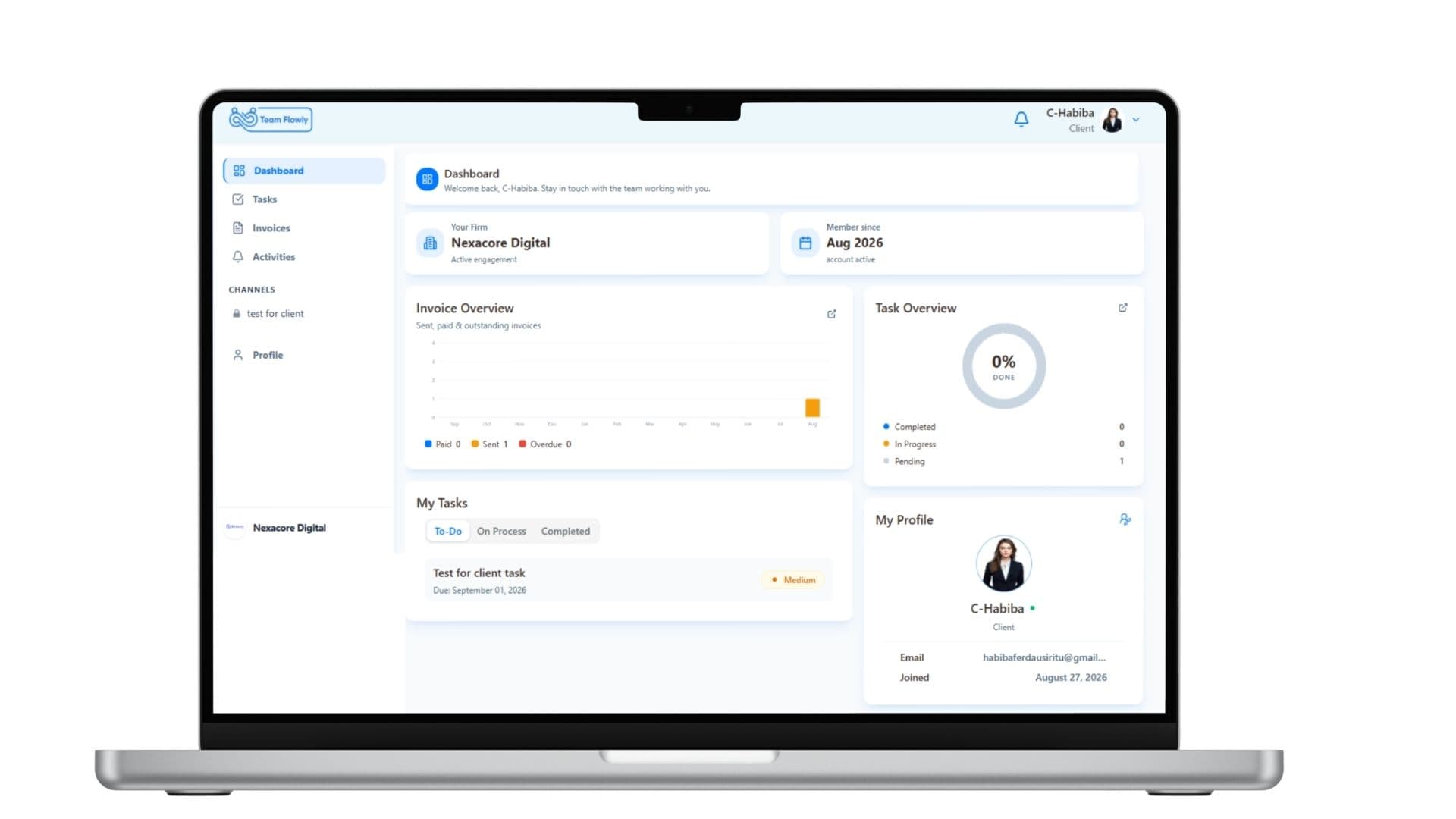 Client portal: dashboard, shared tasks and invoices.